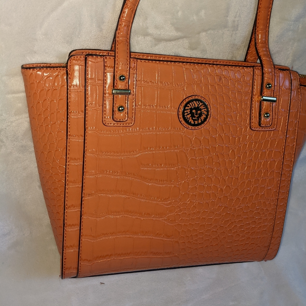 Anne Klein orange crocodile shoulder bag - Picture 3 of 6